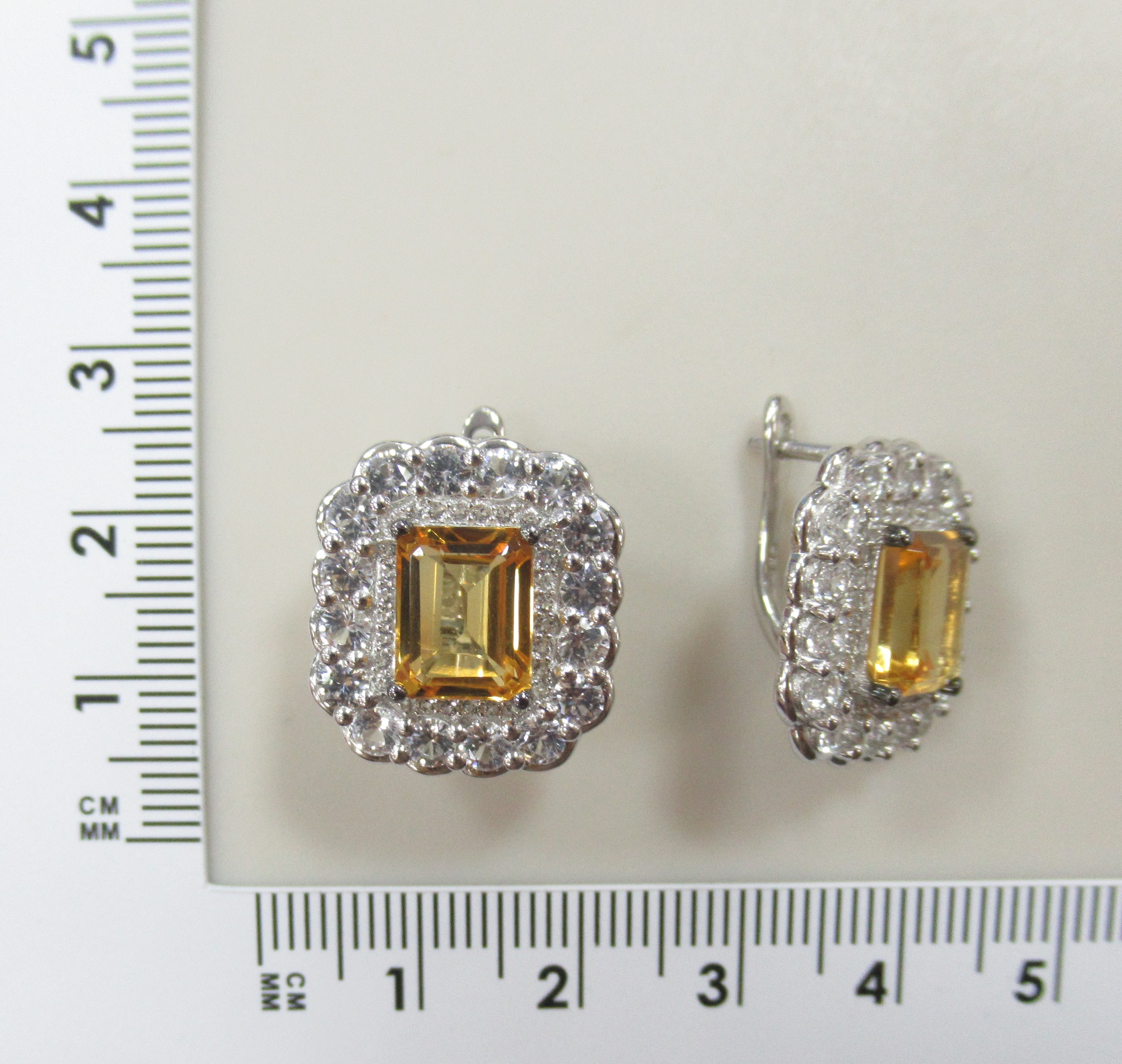 Серебряные серьги с цитринами